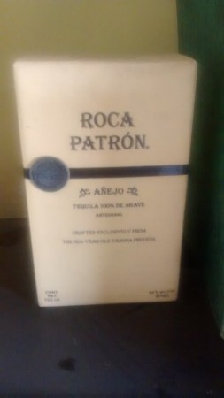 Tequila Patron Roca añejo